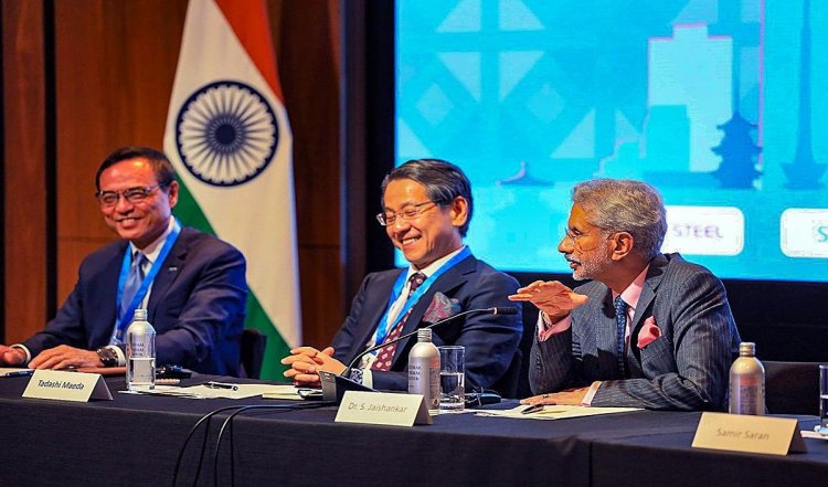 जयशंकर ने टोक्यो में रायसीना गोलमेज सम्मेलन में भारत-जापान संबंधों को सराहा, समुद्री सुरक्षा पर संयुक्त प्रयासों पर दिया जोर