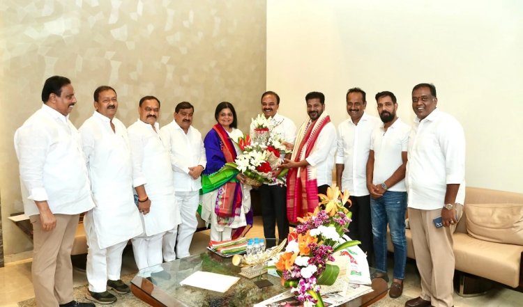 Lok Sabha Election से पहले तेलंगाना में BRS को लगा बड़ा झटका, सांसद Ranjith Reddy कांग्रेस में हुए शामिल