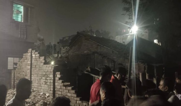 Kolkata Building Collapse| कोलकाता में निर्माणाधीन इमारत ढही, दो लोगों की मौत, कई के दबे होने की संभावना