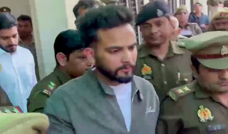 Elvish Yadav ने जेल में करवट बदलते हुए गुजारी रात, आज या कल में जमानत अर्जी दायर करने की संभावना