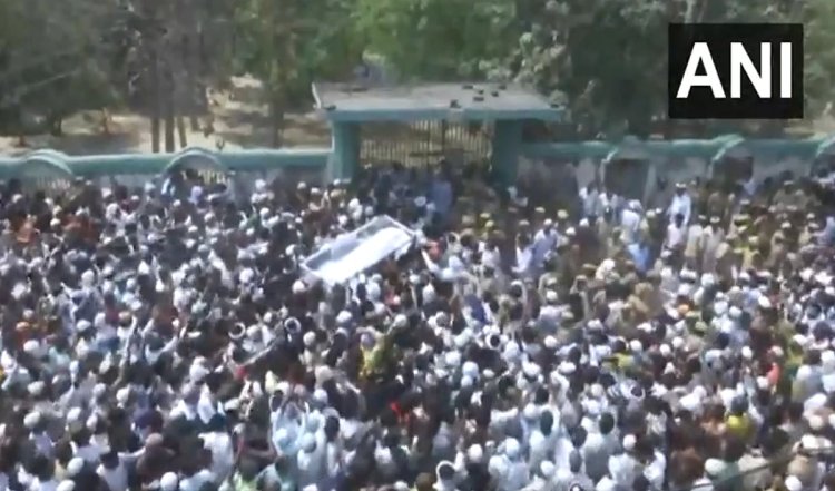 कालीबाग कब्रिस्तान में मुख्तार अंसारी को किया गया सुपुर्द-ए-खाक, परिवार वालों को मिली मिट्टी देने की इजाजत