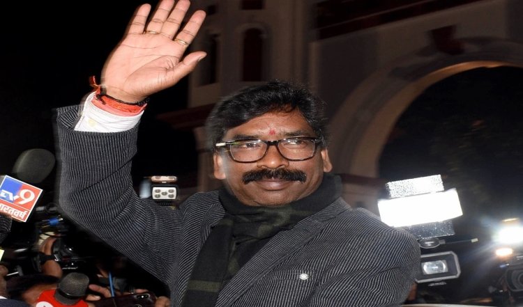 ED ने झारखंड के पूर्व मुख्यमंत्री Hemant Soren, चार अन्य के खिलाफ आरोप पत्र दायर किया