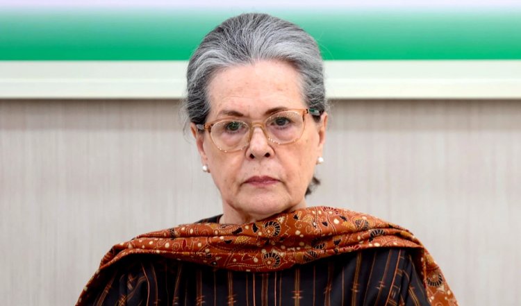 'पीएम मोदी देश को बर्बाद कर रहे हैं, विपक्षी नेताओं को BJP में शामिल होने के लिए किया जा रहा मजबूर': जयपुर में बोली सोनिया गांधी