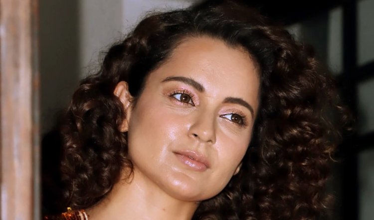 Kangana Ranaut Buys Mercedes Maybach | राजनीति में आने के बाद कंगना रनौत ने खरीदी दूसरी मर्सिडीज मेबैक, खूबसूरत अंदाज में फ्लॉन्ट की कार