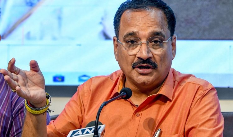 दिल्लीवासी कह रहे हैं कि हम भ्रष्टाचार का जवाब आम आदमी पार्टी को हरा कर देंगे: Virendra Sachdeva