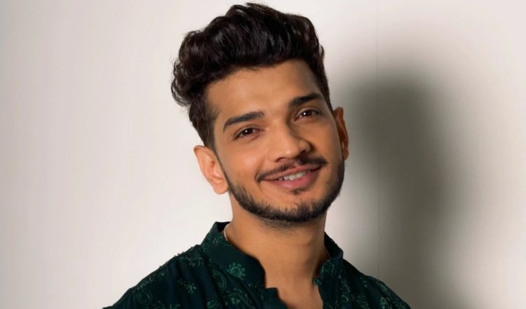 Munawar Faruqui के चक्कर में हुआ भारी बवाल! गुस्से से तिलमिलाए कॉमेडियन, भीड़ ने फेंके अंडे, चाकू भी चले! Watch Video