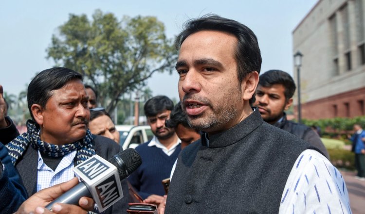 जयंत ने RLD कार्यकर्ताओं में भरा उत्साह, बोले- भारत रत्न कोई छोटा पुरस्कार नहीं, अखिलेश पर भी साधा निशाना