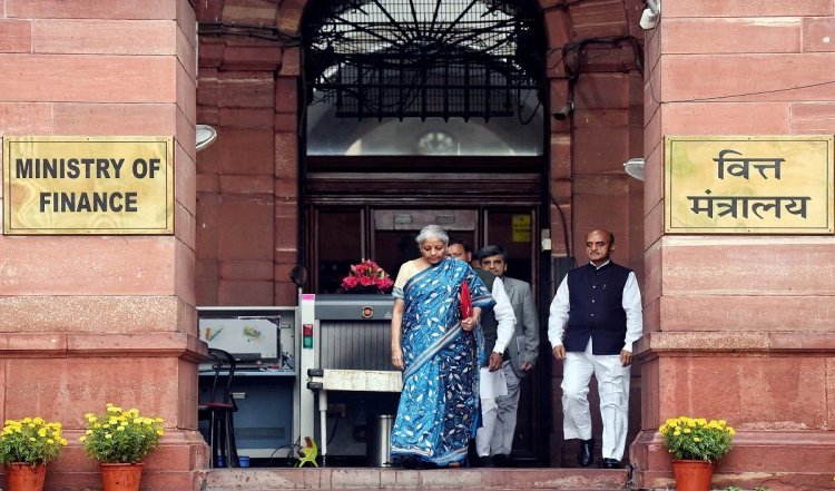 धोखाधड़ी रोकने के लिए दुकानदारों, बैंकिंग प्रतिनिधियों की अधिक जांच-परख चाहता है वित्त मंत्रालय