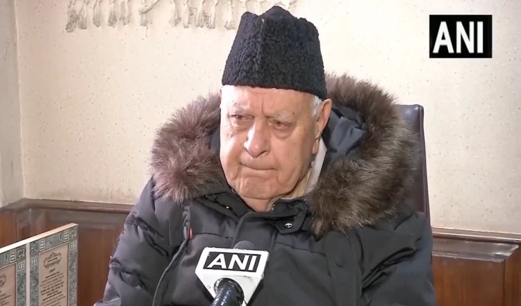 Srinagar Boat Capsize: श्रीनगर की झेलम नदी में हुई दुर्घटना पर फारूक अब्दुल्ला ने उठाए सवाल, बन रहा पुल आज तक नहीं हुआ पूरा, जांच होनी चाहिए