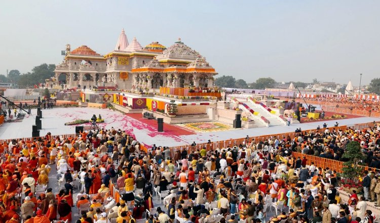 Ayodhya में रामलला की प्राण प्रतिष्ठा के बाद अब तक आए 1.5 करोड़ से अधिक श्रद्धालु, लाखों लोग रोज कर रहे दर्शन