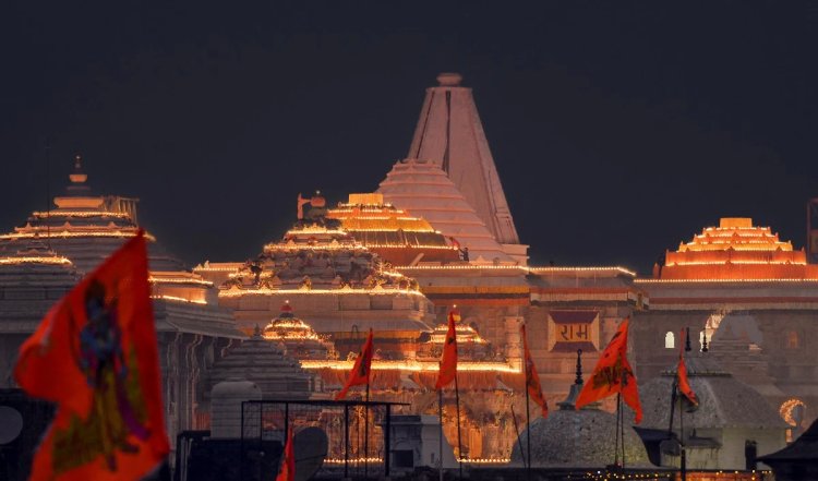 देश में बढ़ रहा आध्यात्मिक पर्यटन की तरफ इंटरेस्ट, Ayodhya और Ujjain जाने की लगी होड़