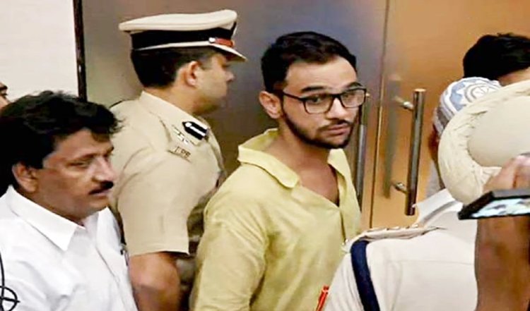 Umar Khalid के वकील ने अदालत से पूछा- क्या संदेश भेजना आतंकवादी कृत्य है