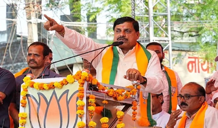 मुख्यमंत्री Mohan Yadav ने Priyanka पर साधा निशाना, ‘नकली’ गांधी बताकर वोट पाने का लगाया आरोप