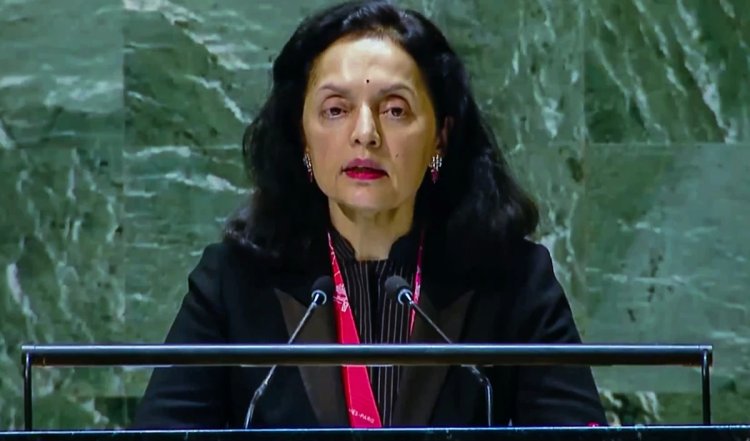 Ruchira Kamboj In United Nations | पाकिस्तान के ट्रैक रिकॉर्ड पर कंबोज ने उठाए सवाल, भारत को कहा सभी धर्मों का देश