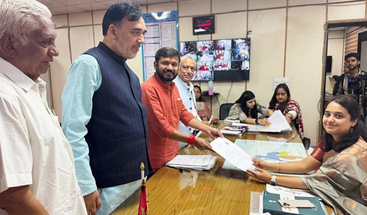 उत्तर पूर्वी दिल्ली से कन्हैया कुमार ने दाखिल किया नामांकन, AAP नेता भी रहे साथ, मनोज तिवारी से है मुकाबला