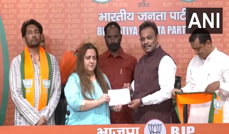 BJP में शामिल हुईं राधिका खेड़ा, कांग्रेस नेताओं पर लगाए थे गंभीर आरोप, शेखर सुमन भी हुए भगवामय