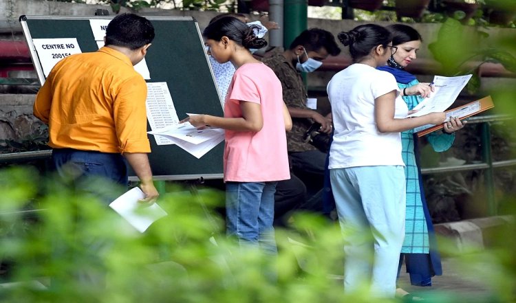NEET में भाई की जगह परीक्षा देने आया MBBS छात्र, दोनों गिरफ्तार