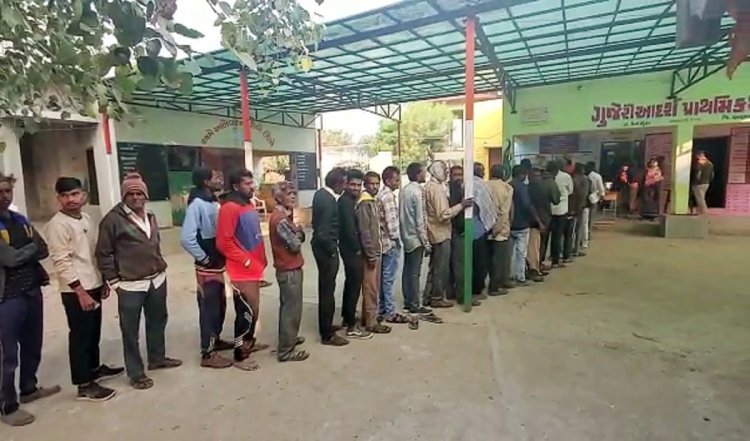 गुजरात की 25 लोकसभा सीटों पर दोपहर एक बजे तक 37.83 प्रतिशत मतदान