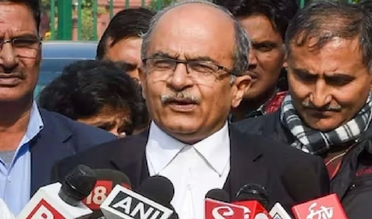 पासपोर्ट अधिनियम के प्रावधान को चुनौती देने वाली Prashant Bhushan की याचिका पर न्यायालय में सुनवाई टली