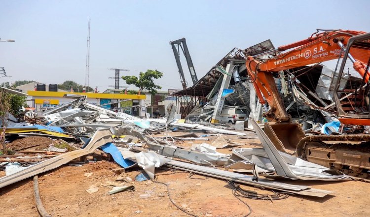 मुंबई होर्डिंग हादसे के बाद खोज एवं बचाव अभियान बंद किया गया : NDRF