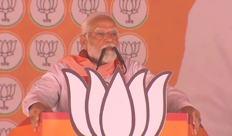 'तुष्टिकरण के दलदल में पूरी तरह धंस चुका है इंडी गठबंधन', PM Modi बोले, सपा-कांग्रेस दो दुकान, झूठ और तुष्टिकरण का सामान बेचते हैं