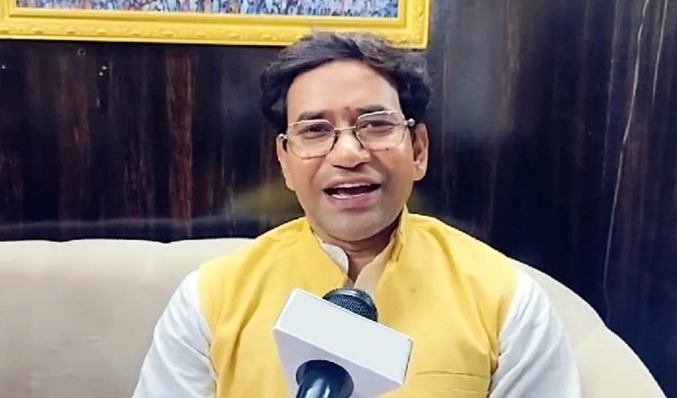 'अब भौजी आएं...या भैया..', भोजपुरी में निरहुआ ने अखिलेश यादव पर साधा निशाना, दोनों भाईयों को बताया आजमगढ़ का भगोड़ा