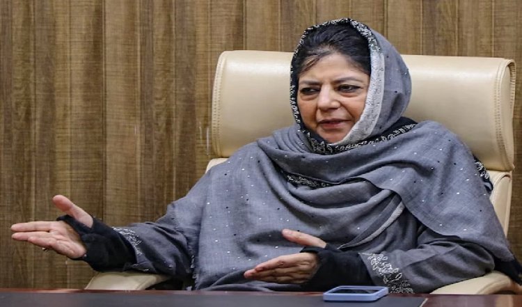 Kashmir से ज्यादा तो PoK आजाद है, हमें तो यहां...मोदी सरकार पर भड़की महबूबा मुफ्ती