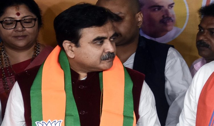 निर्वाचन आयोग ने BJP उम्मीदवार Abhijit Gangopadhyay के चुनाव प्रचार पर 24 घंटे की रोक लगाई