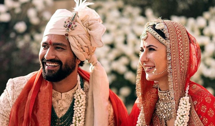 Katrina Kaif ने इस वीडियो में गलती से कर दिया बेबी बंप फ्लॉन्ट? वीडियो देखकर आप को भी मिल जाएगा हिंट