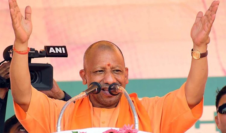 CM Yogi Adityanath और Mayawati ने लोगों से मतदान की अपील की