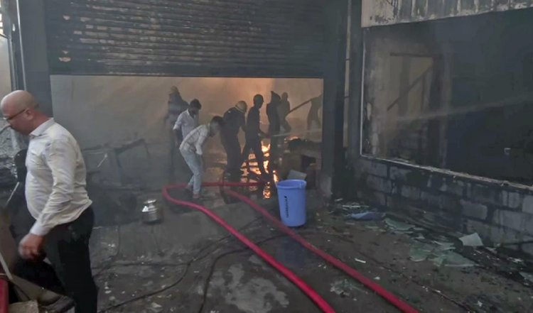 Rajkot Game Zone Fire । गुजरात हाई कोर्ट ने मामले पर लिया संज्ञान, नगर निगमों और राज्य सरकार को किया तलब