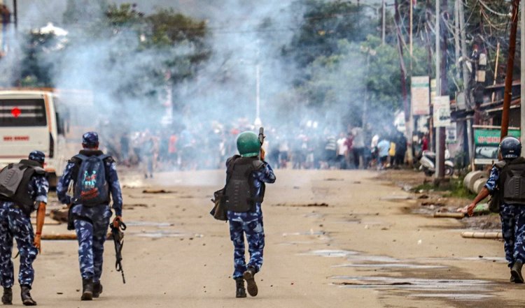 Karnataka: चन्नागिरी थाने पर भीड़ के हमले के संबंध में 25 लोग गिरफ्तार