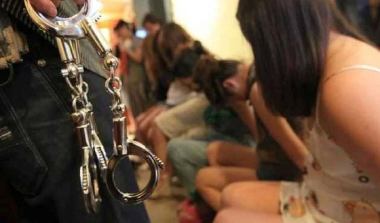 गुरुग्राम के Guest House में चल रहे देह व्यापार गिरोह का पुलिस ने किया भंडाफोड़, चार गिरफ्तार