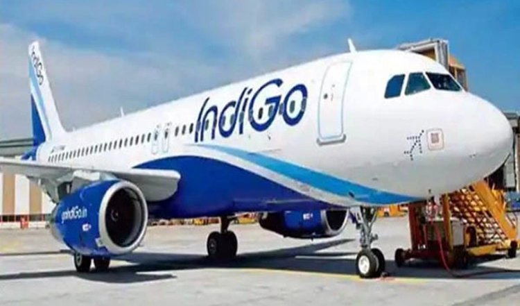 IndiGo Flight Bomb Threat | चेन्नई से मुंबई जा रही इंडिगो की फ्लाइट को बम से उड़ाने की धमकी मिली, इमरजेंसी लैंडिंग कराई गई
