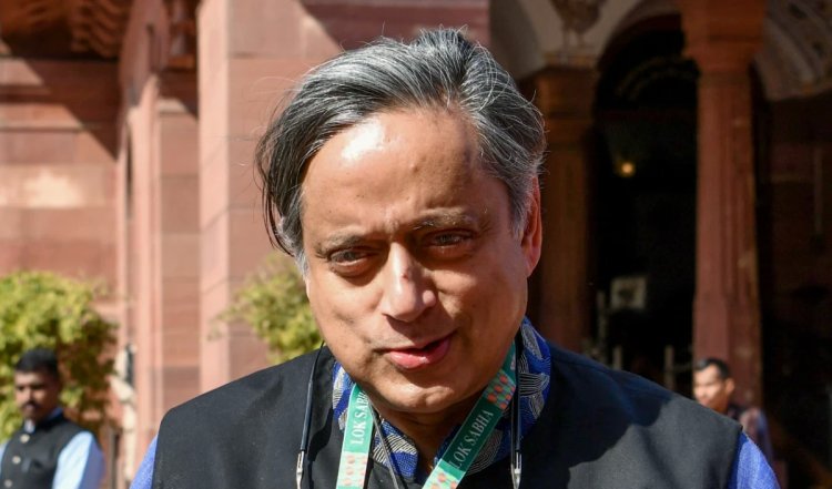 Shashi Tharoor : कुशल राजनयिक से लेकर लोकप्रिय राजनेता बनने तक का सफर