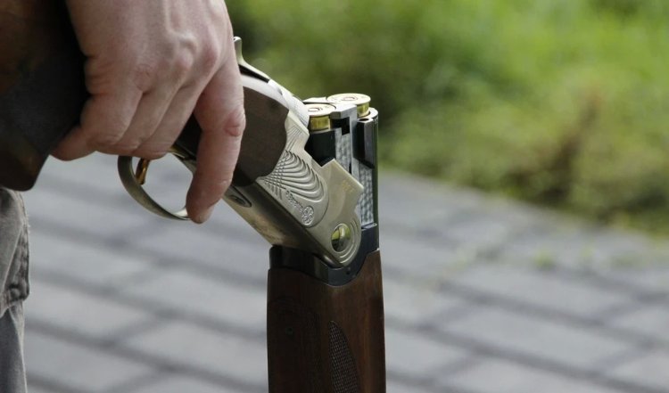 Jharkhand : लोहरदगा में पुलिसकर्मी ने साथी अधिकारी की गोली मारकर हत्या की