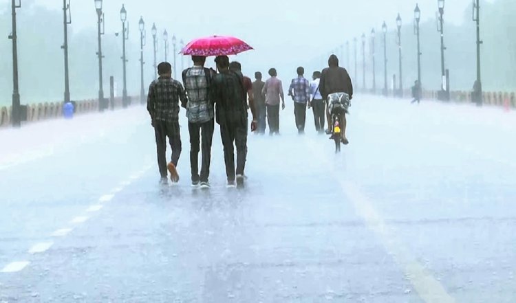 मिलने वाली है बड़ी राहत, पूरे मध्य भारत में मानसून आगे बढ़ा, इन राज्यों में भारी बारिश का अनुमान