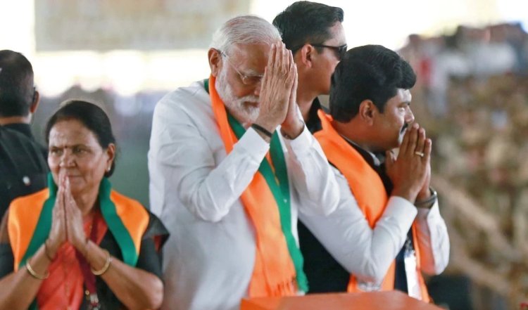 Prime Minister Modi ने महात्मा गांधी स्मारक पर श्रद्धांजलि अर्पित की