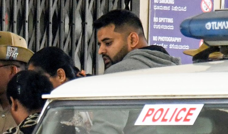 Karnataka Prajwal Revanna Case | बलात्कार के आरोपी प्रज्वल रेवन्ना को 24 जून तक न्यायिक हिरासत में भेजा गया