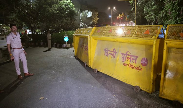 दिल्ली में पार्क की दीवार पर  फ्री कश्मीर  लिखा मिला, FIR दर्ज