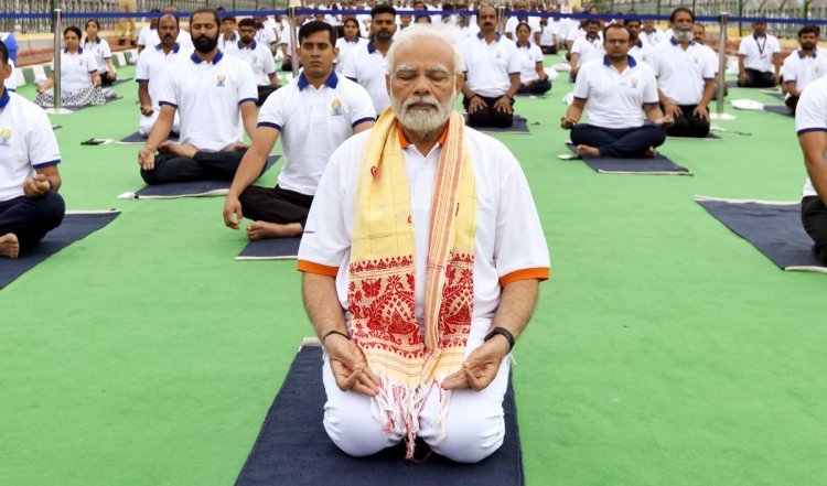 Kashmir से पूरी दुनिया को शांति और धैर्य का संदेश देंगे PM Modi, श्रीनगर में योग दिवस कार्यक्रम में लेंगे हिस्सा