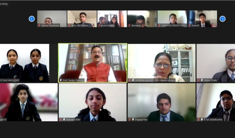 'यह क्रियेटिविटी और आईडियाज का समय', अबू धाबी के विद्यार्थियों से बोले प्रो. संजय द्विवेदी