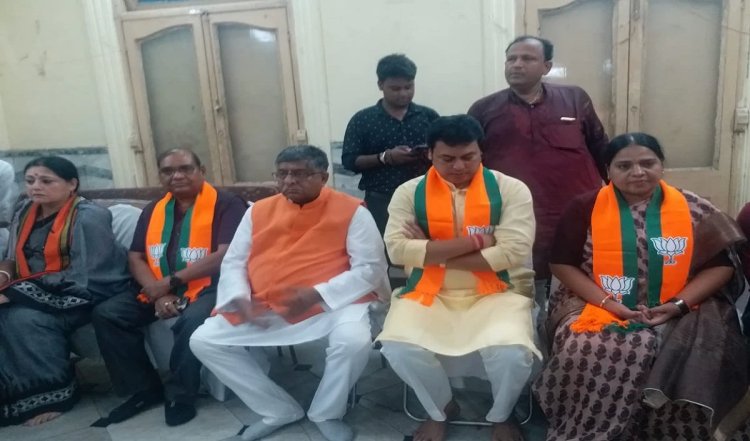 बंगाल में  चुनाव बाद की हिंसा  को लेकर भाजपा के केंद्रीय दल ने कूचबिहार का दौरा किया