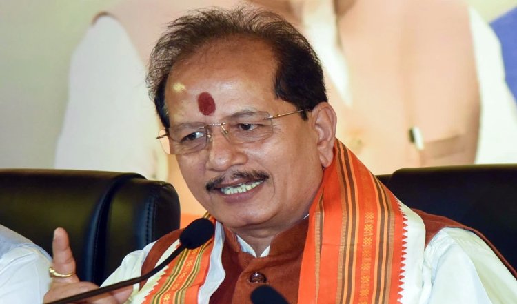 NEET Paper Leak: बिहार डिप्टी CM का दावा, मास्टरमाइंड सिकंदर के लिए तेजस्वी के PS ने बुक करवाया था रूम