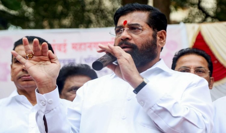 Maharashtra: मानसून सत्र से पहले कैबिनेट विस्तार कर सकते हैं CM Shinde, इन चेहरों को किया जा सकता है शामिल