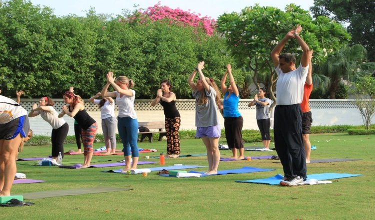 International Yoga Day 2024: हर साल 21 जून को मनाया जाता है अंतरराष्ट्रीय योग दिवस, जानिए महत्व
