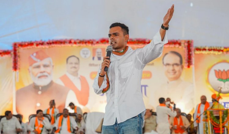 'हमारे नेता के सामने दिल्ली भी है नतमस्तक', शिवराज के बेटे कार्तिकेय का बयान, कांग्रेस ने ली चुटकी