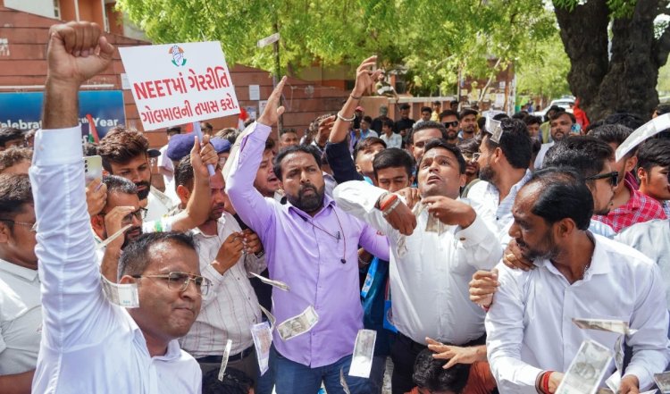 NEET-NET Paper Leak पर बढ़ते विवाद के बीच एनटीए महानिदेशक को पद से हटाया गया