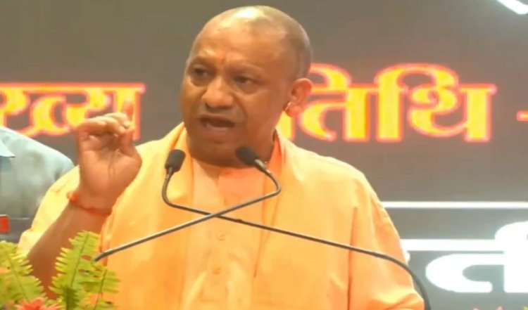 इमरजेंसी के 50वें वर्ष में मुख्यमंत्री योगी आदित्यनाथ ने अपने सरकारी आवास पर की प्रेस वार्ता