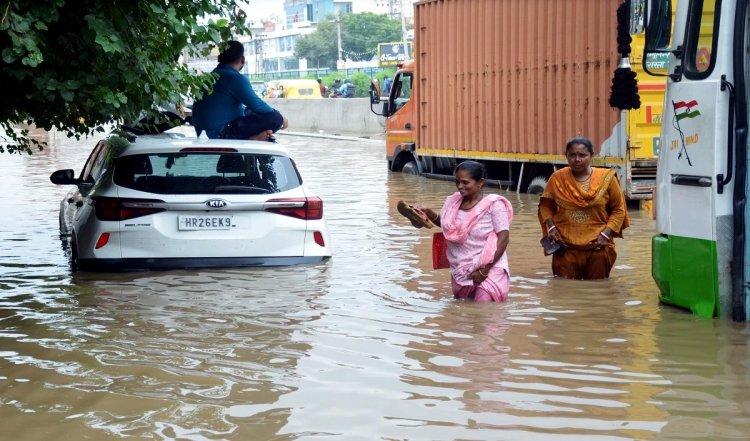 Delhi में भारी बारिश की संभावना : Meteorological Department